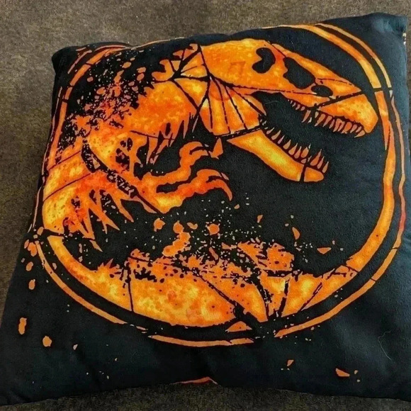 Universal Studios Jurassic World Fallen Kingdom T.Rex Lava Pillow 14x14 Rare - Picture 2 of 6